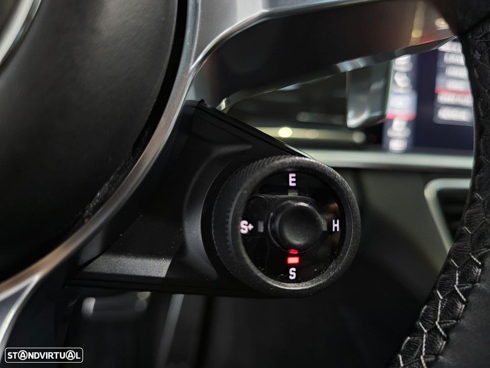 Porsche Panamera - 22