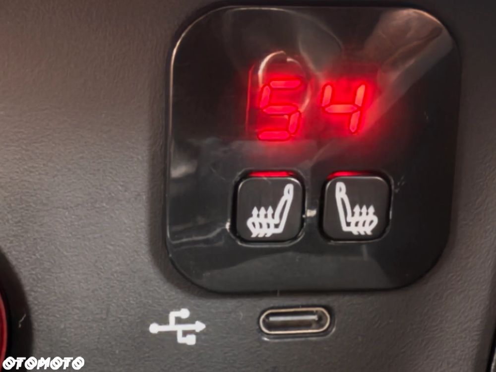 MG ZS 1.5 HEV+ Excite - 10