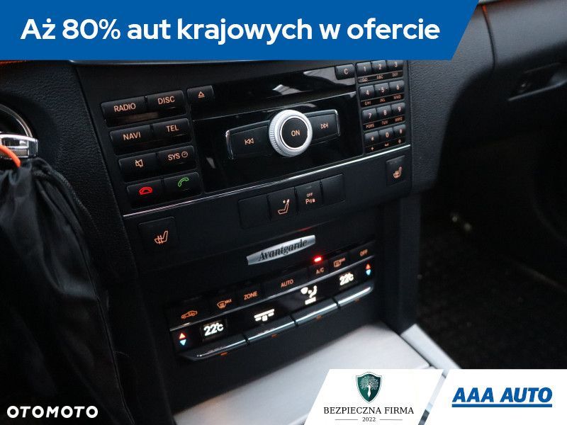 Mercedes-Benz Klasa E - 21