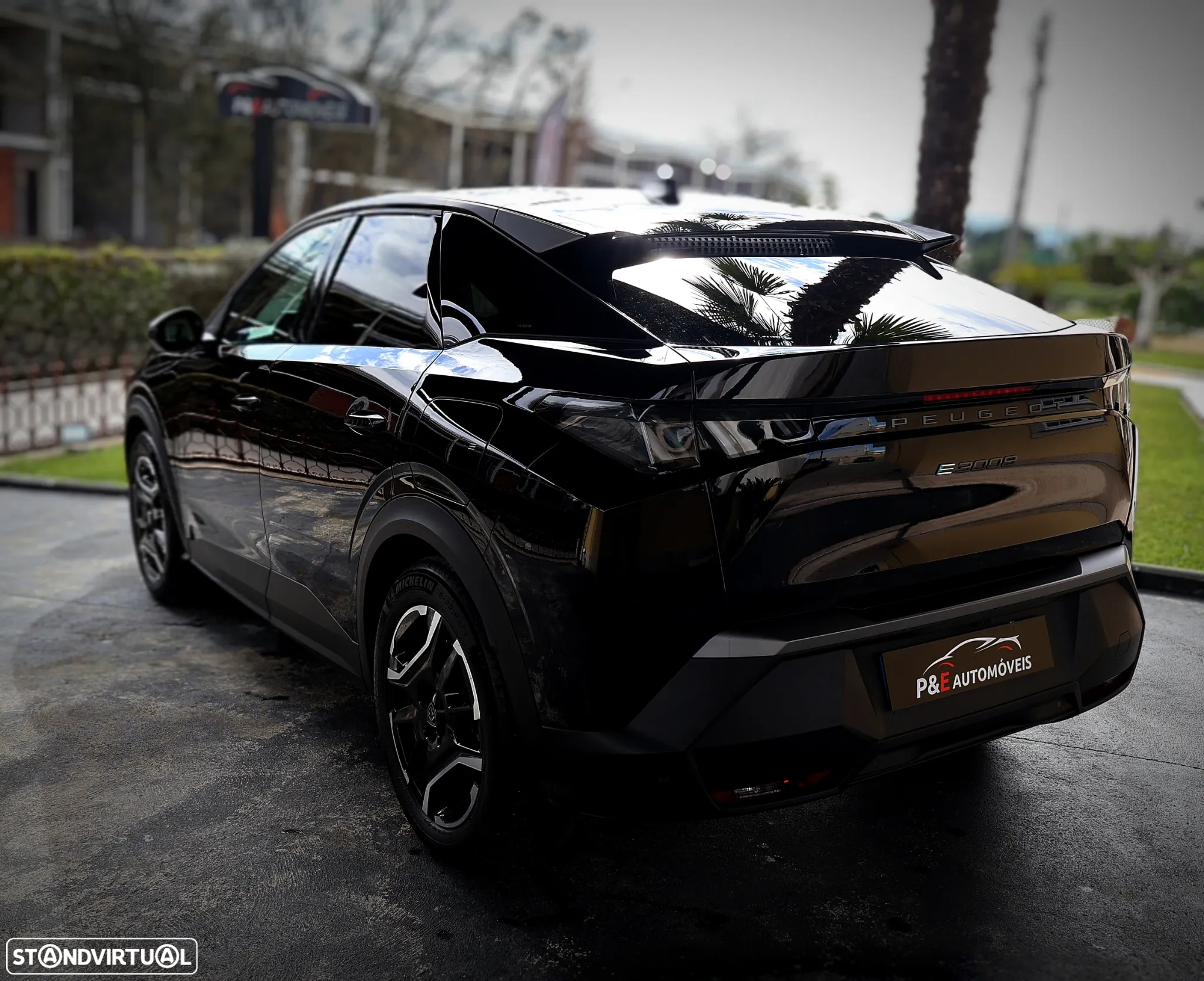 Peugeot E-3008 73 kWh GT - 13