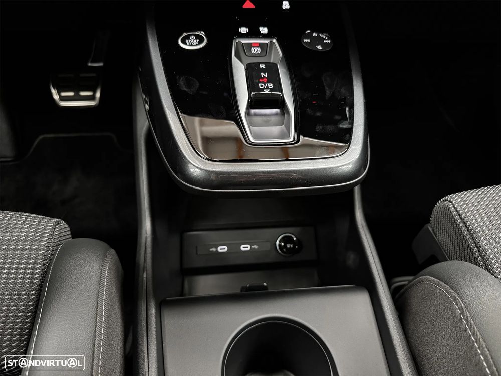 Audi Q4 e-tron 45 82 kWh SE Business - 11