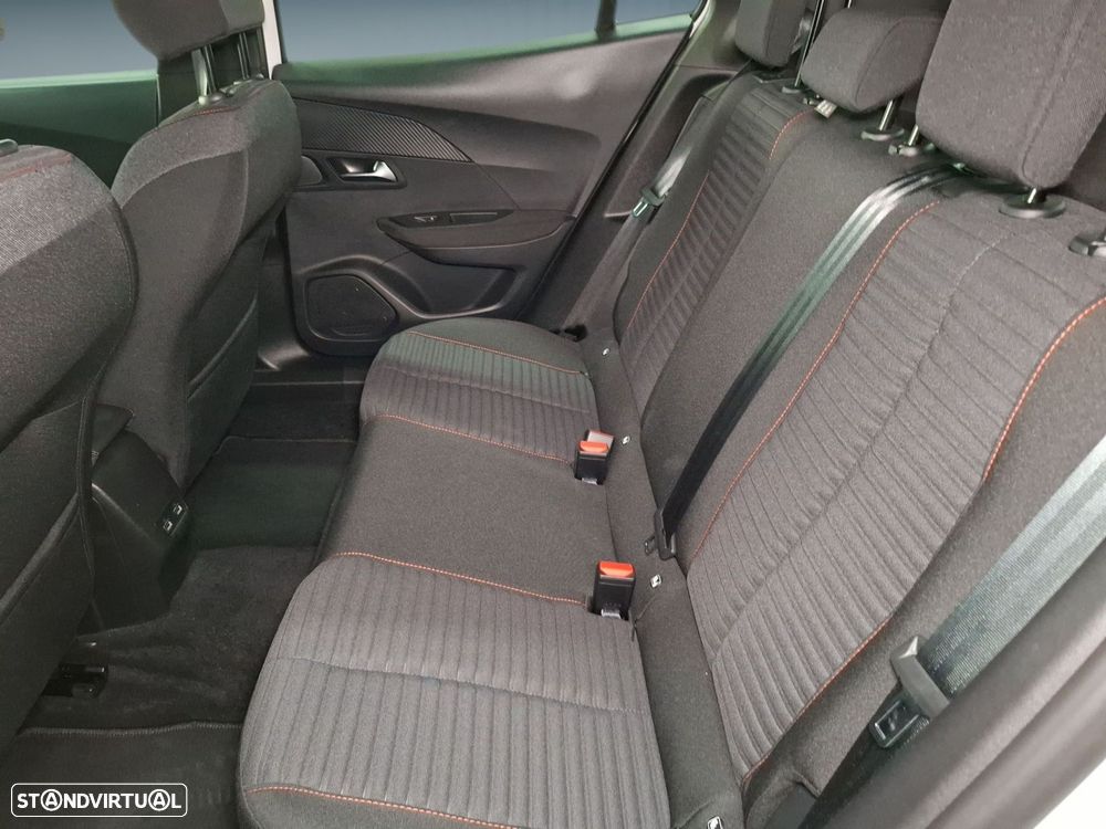 Peugeot e-2008 50 kWh Active - 14