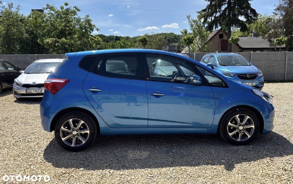Hyundai ix20 1.4 blue - 8