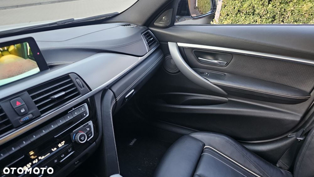 BMW Seria 3 340i xDrive Edition M Sport Shadow - 21