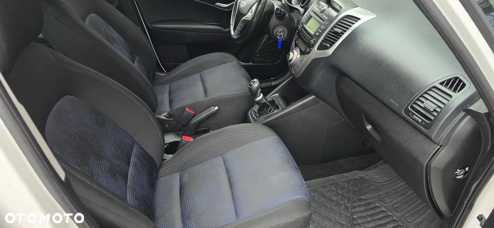 Hyundai ix20 - 10