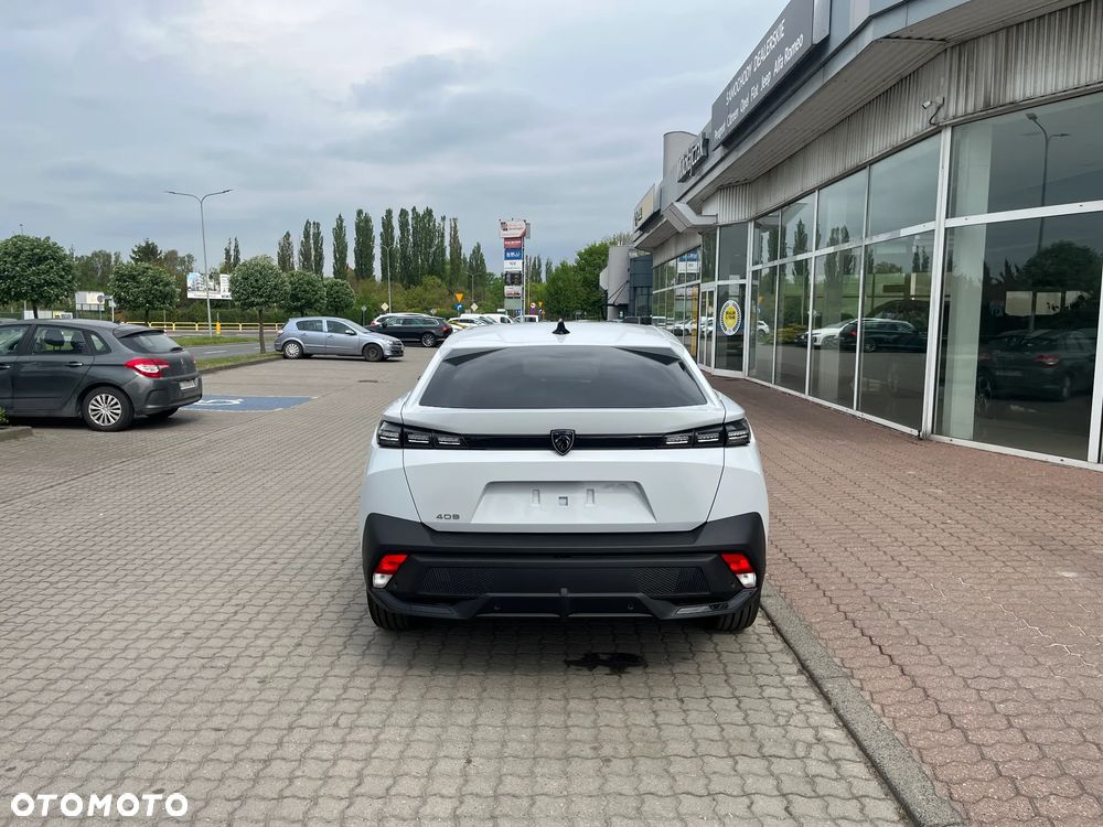 Peugeot 408 1.2 PureTech mHEV Allure S&S e-DSC6 - 6
