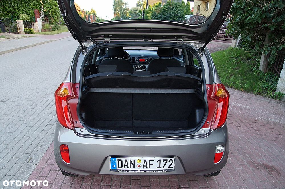 Kia Picanto 1.0 Dream Team Edition - 22