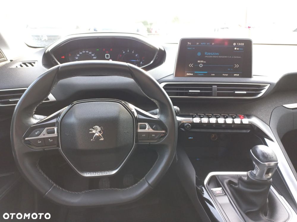 Peugeot 3008 1.2 PureTech Allure S&S - 15