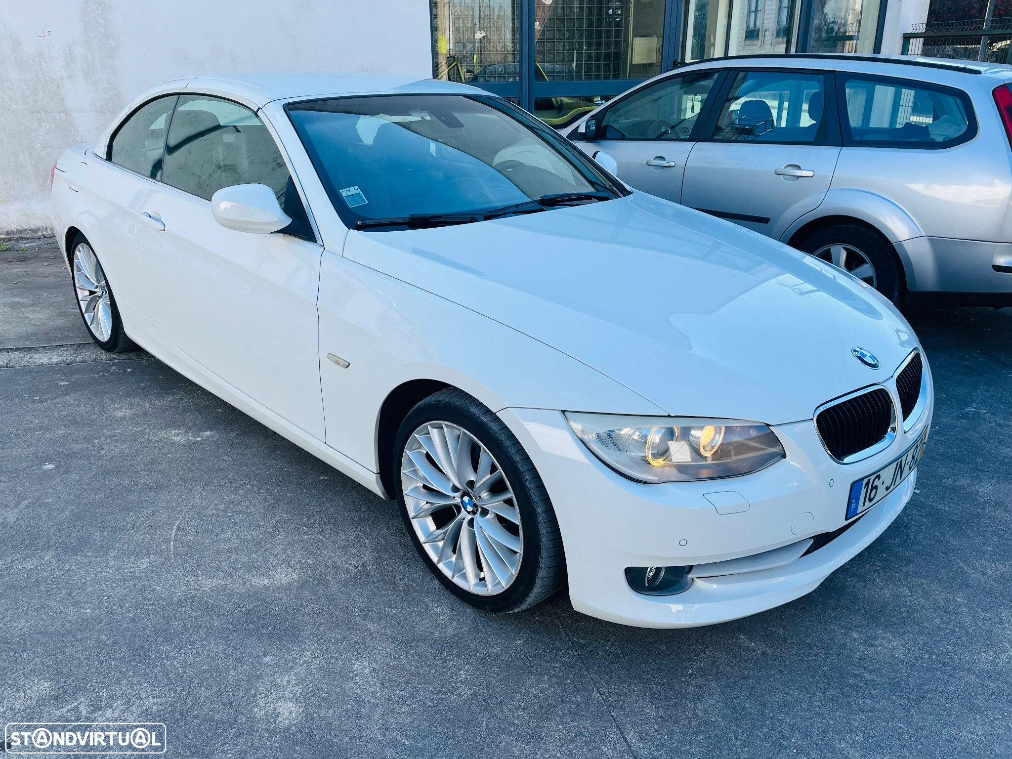 BMW 320 d Cabrio Exclusive - 2
