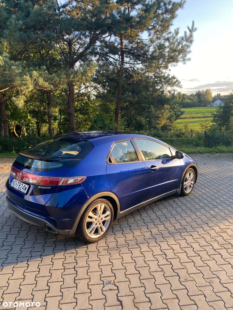 Honda Civic - 4