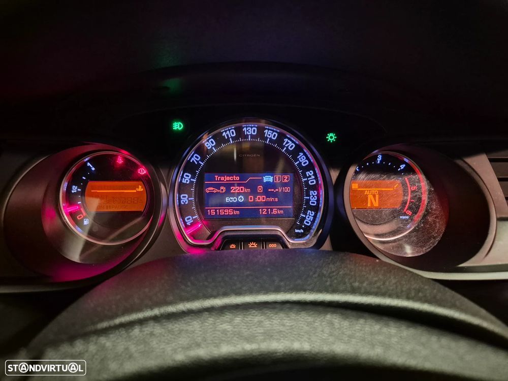 Citroën C5 Tourer 1.6 e-HDi Séduction Air.CMP6 - 21