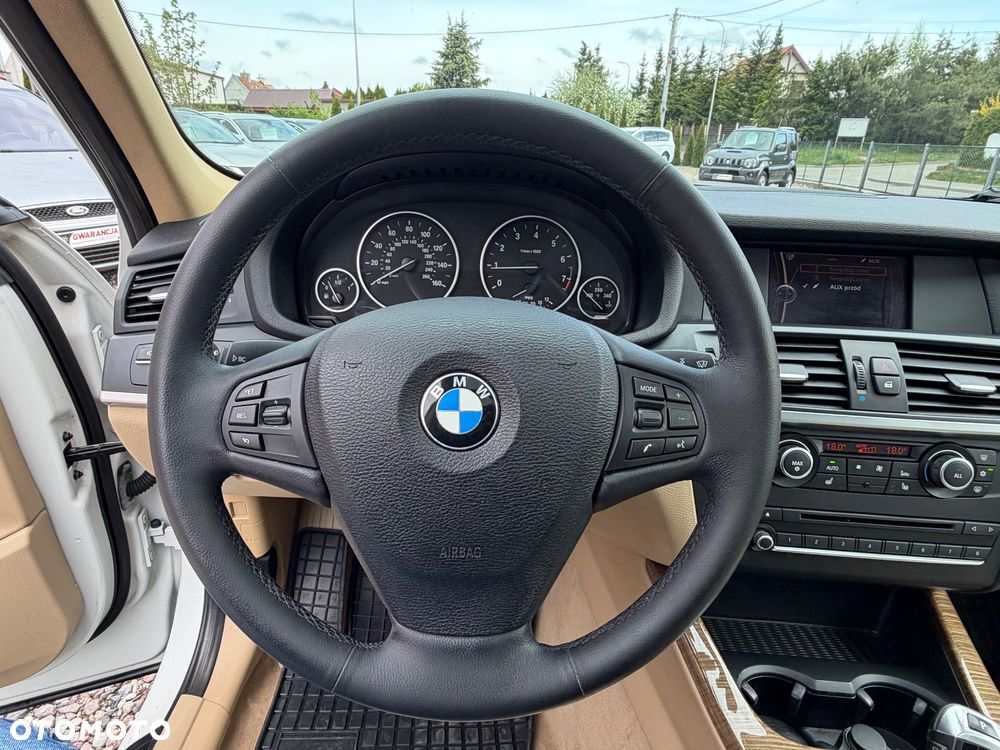 BMW X3 28i xDrive - 14