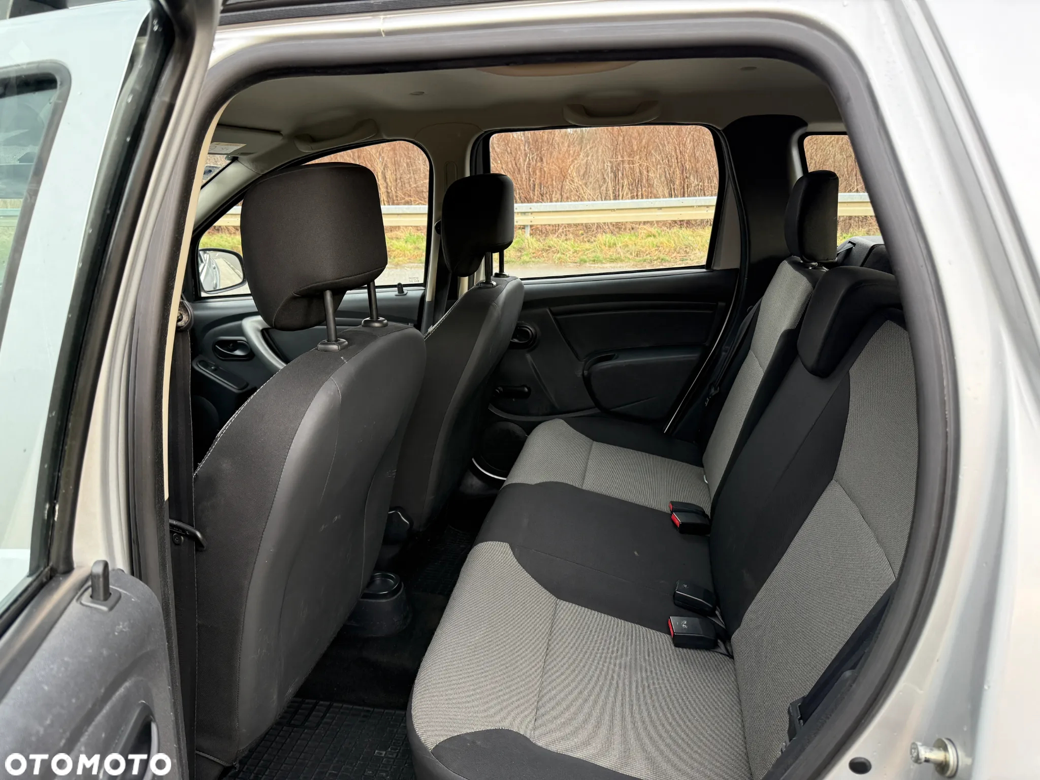 Dacia Duster 1.5 dCi Blackstorm 4x4 - 10