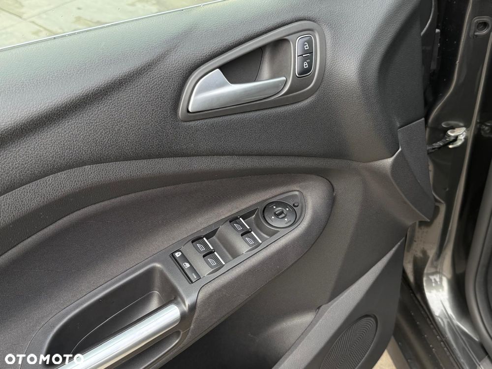 Ford Grand C-MAX - 8