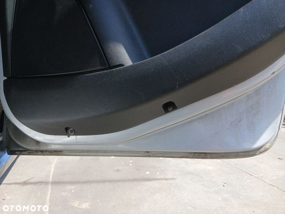 Fiat Grande Punto Drzwi Tył Tylne Prawe Lakier 589/A - 4