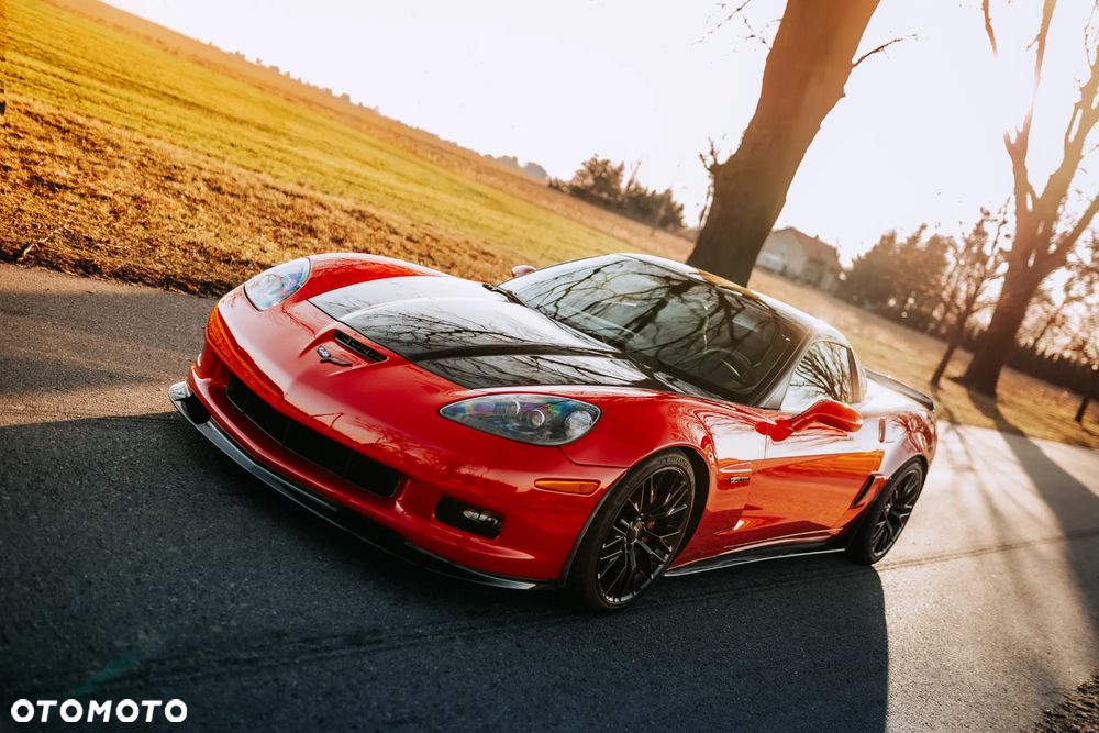 Chevrolet Corvette - 6