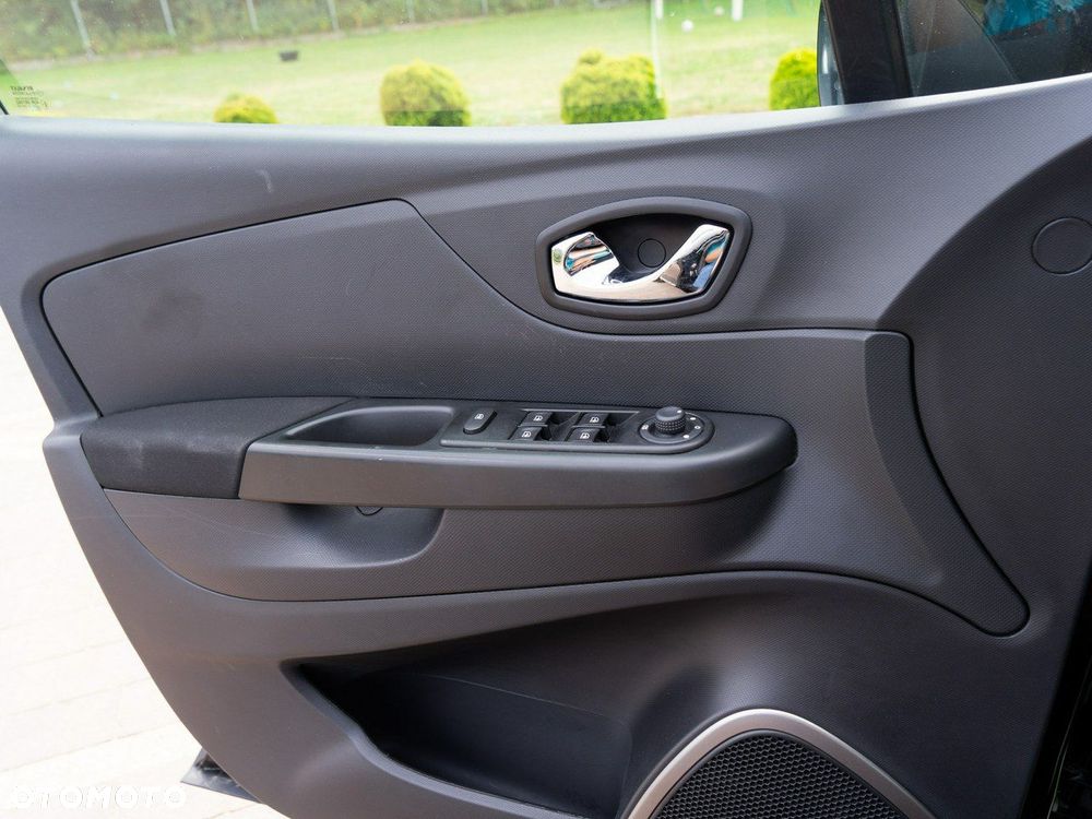 Renault Captur - 24