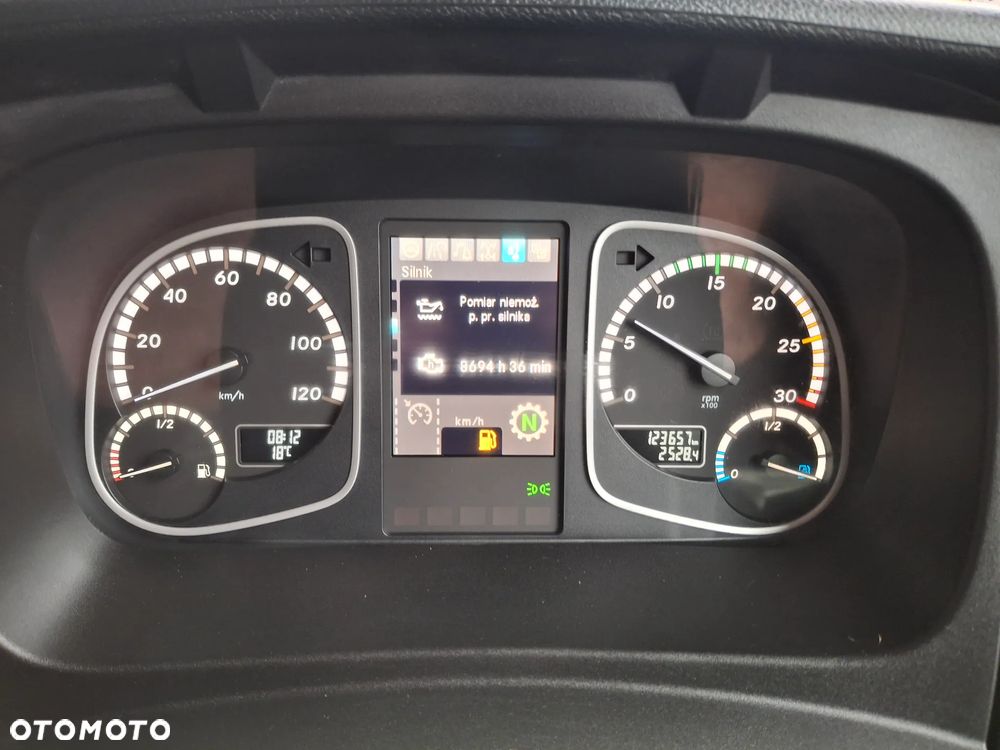 Mercedes-Benz Atego 1523 Zamiatarka EURO 6 PM10 Schmidt Street King 660 2 Silniki Szczotki L/R Na Poduszkach Kamery Automatyczna Skrzynia Pojazd Specjalny - 29