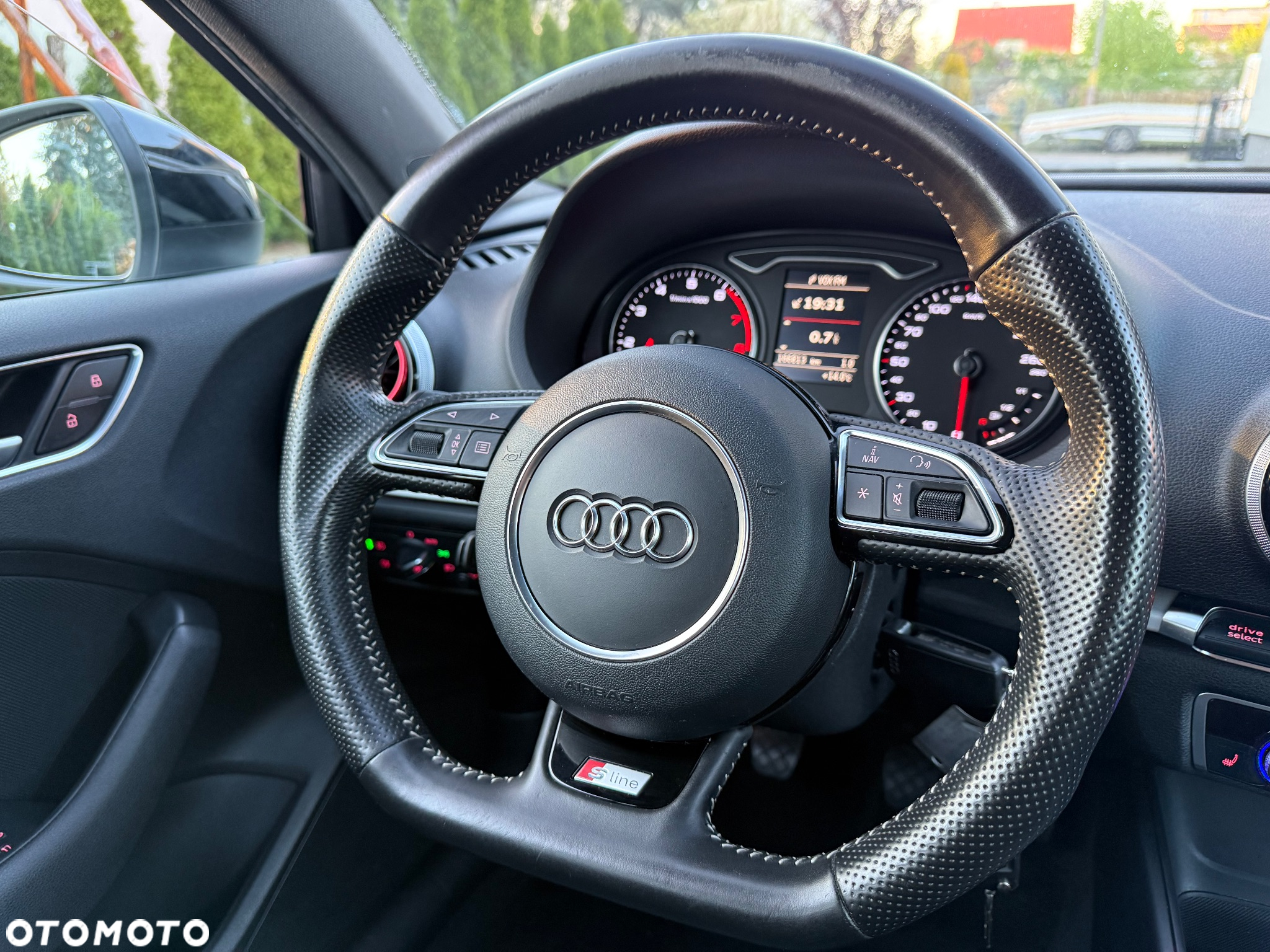 Audi A3 1.8 TFSI Limousine S line Sportpaket - 13