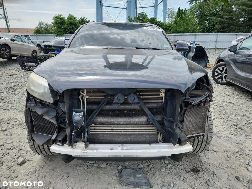 Audi Q7 - 5