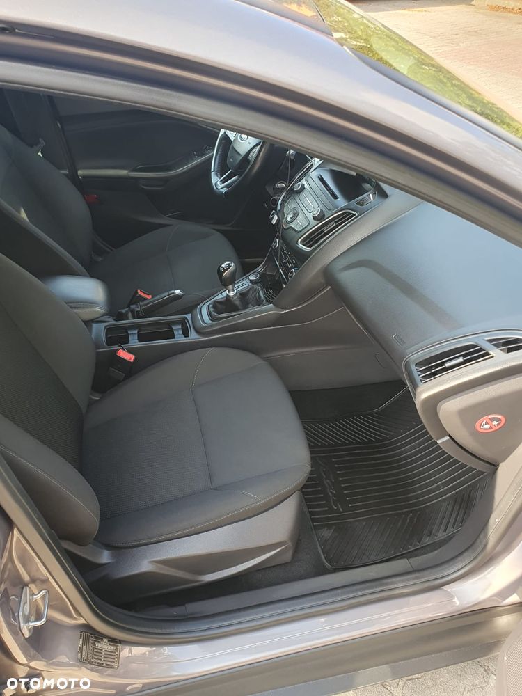 Ford Focus 1.6 TDCi Titanium - 10