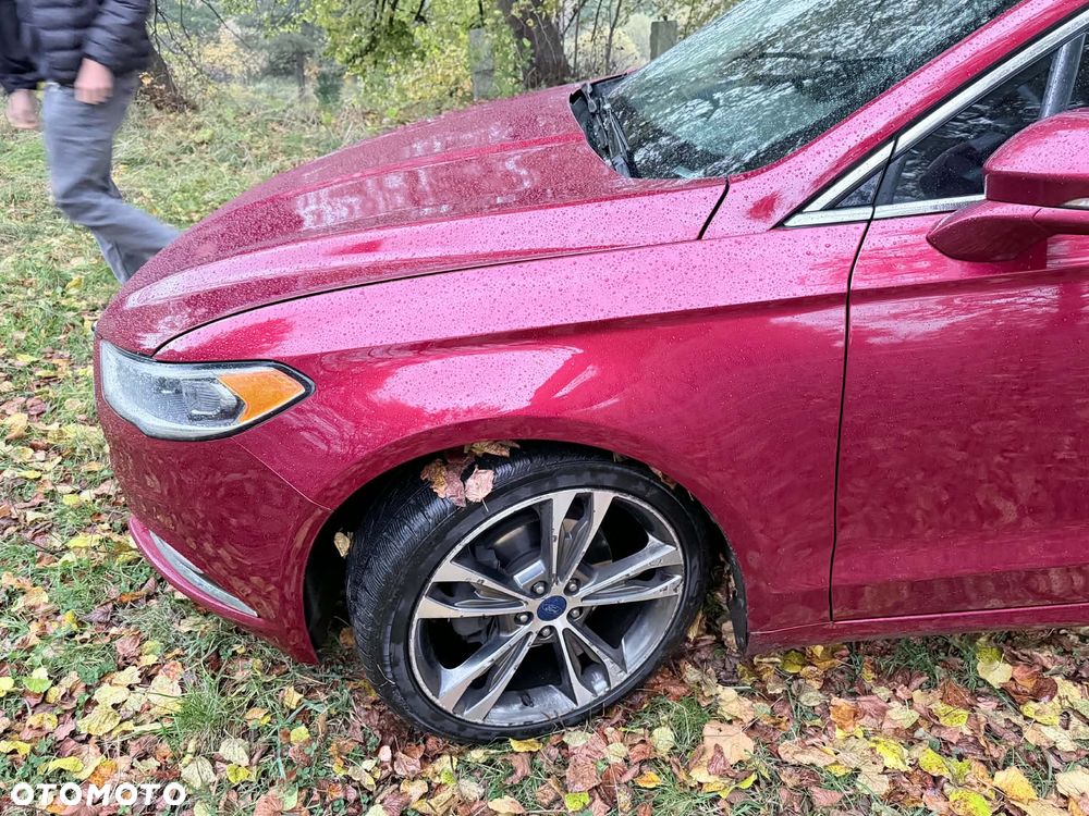 Ford Fusion 2.0 EcoBoost Titanium - 4