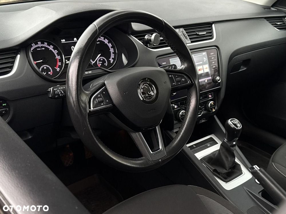 Skoda Octavia 1.6 TDI SCR Ambition - 9