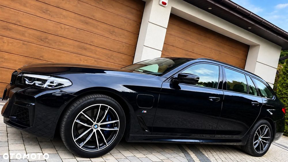 BMW Seria 5 530e M Sport Edition - 4