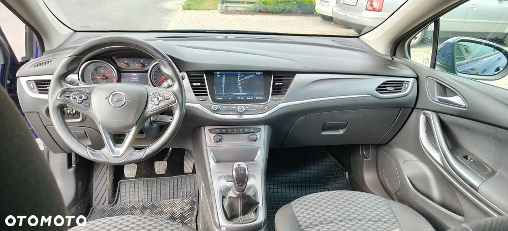 Opel Astra 1.4 Turbo Business - 9