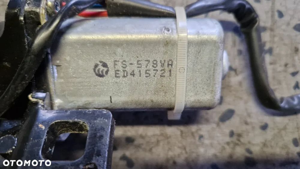 BMW  E61 ZAMEK KLAPY TYŁ 7129931 - 4