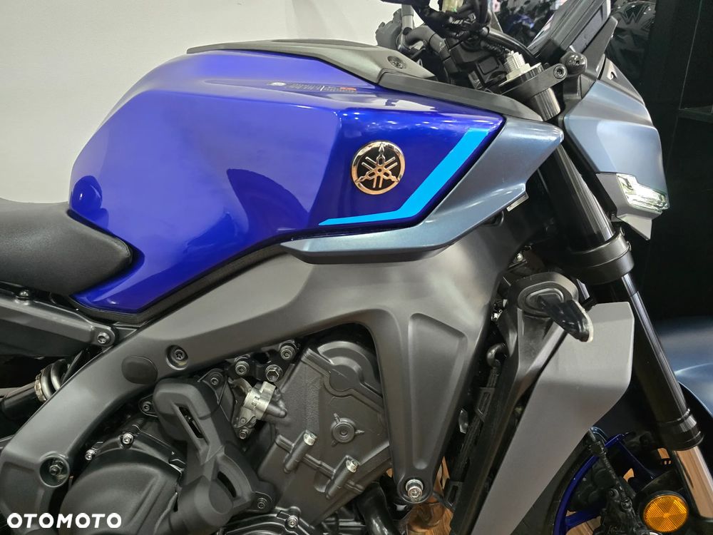 Yamaha MT - 19