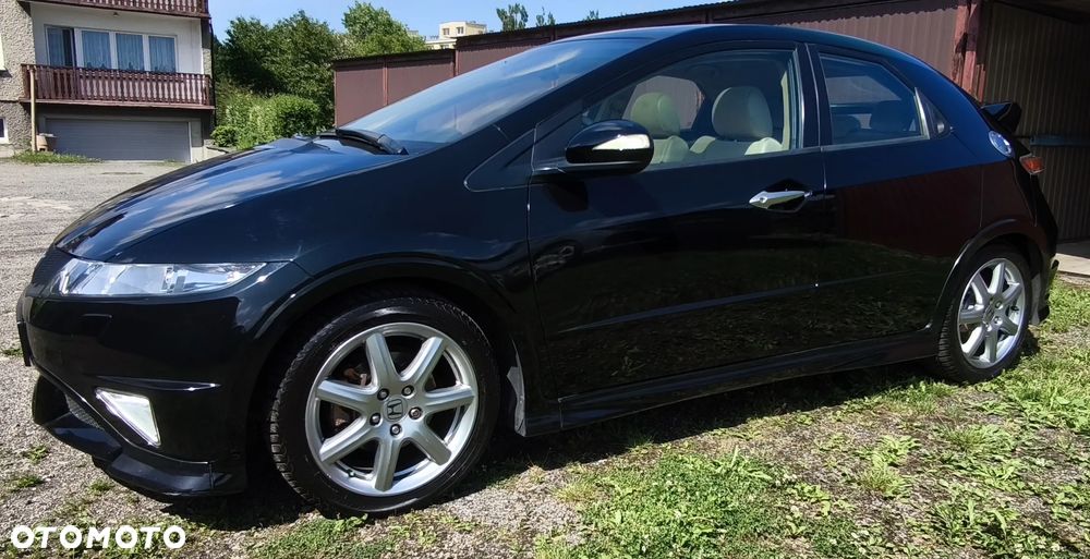 Honda Civic 1.8 Executive - 3