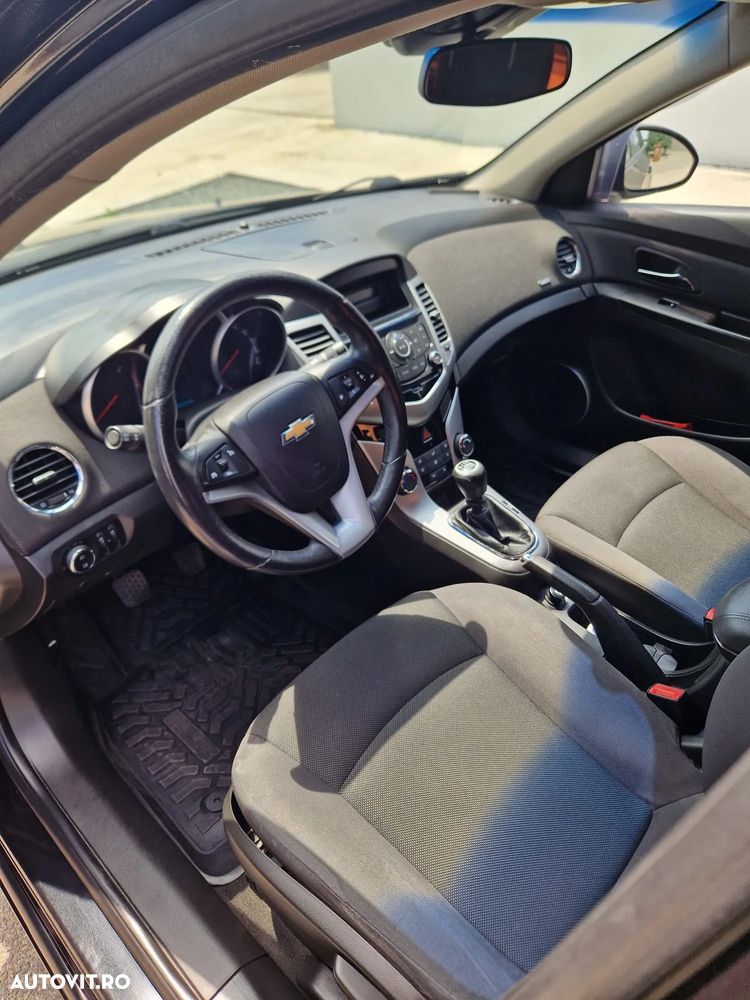 Chevrolet Cruze 2.0 SOHC LT - 6