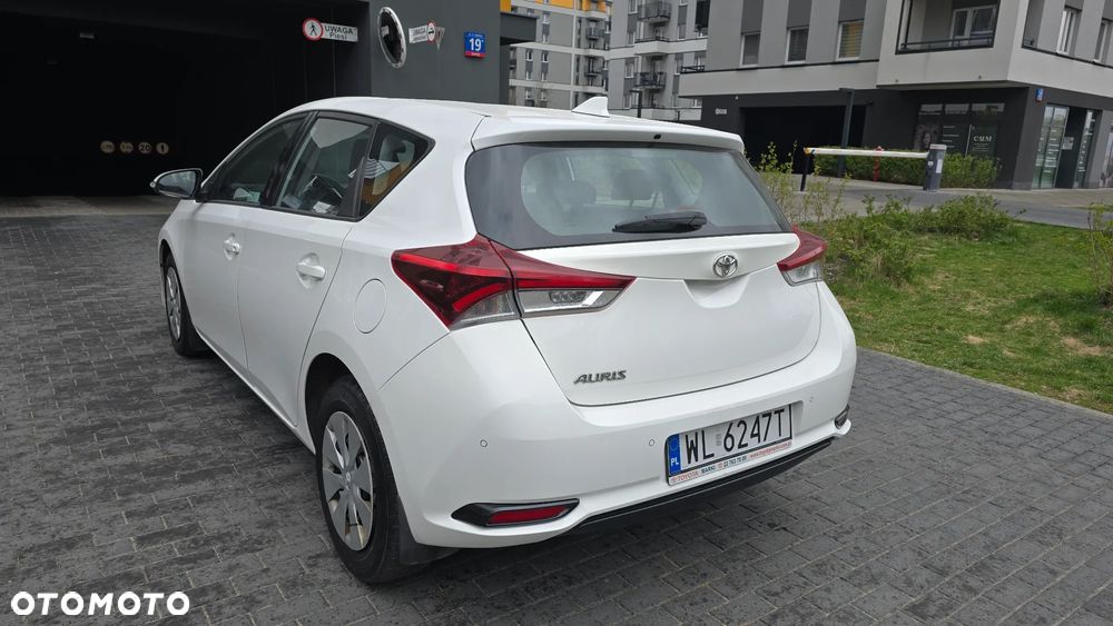 Toyota Auris 1.4 D-4D Active - 4