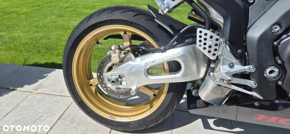 Honda CBR - 12