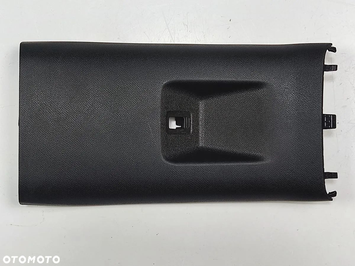 CITROEN NC5 AirCross 20-22r Panel Portu USB - 1
