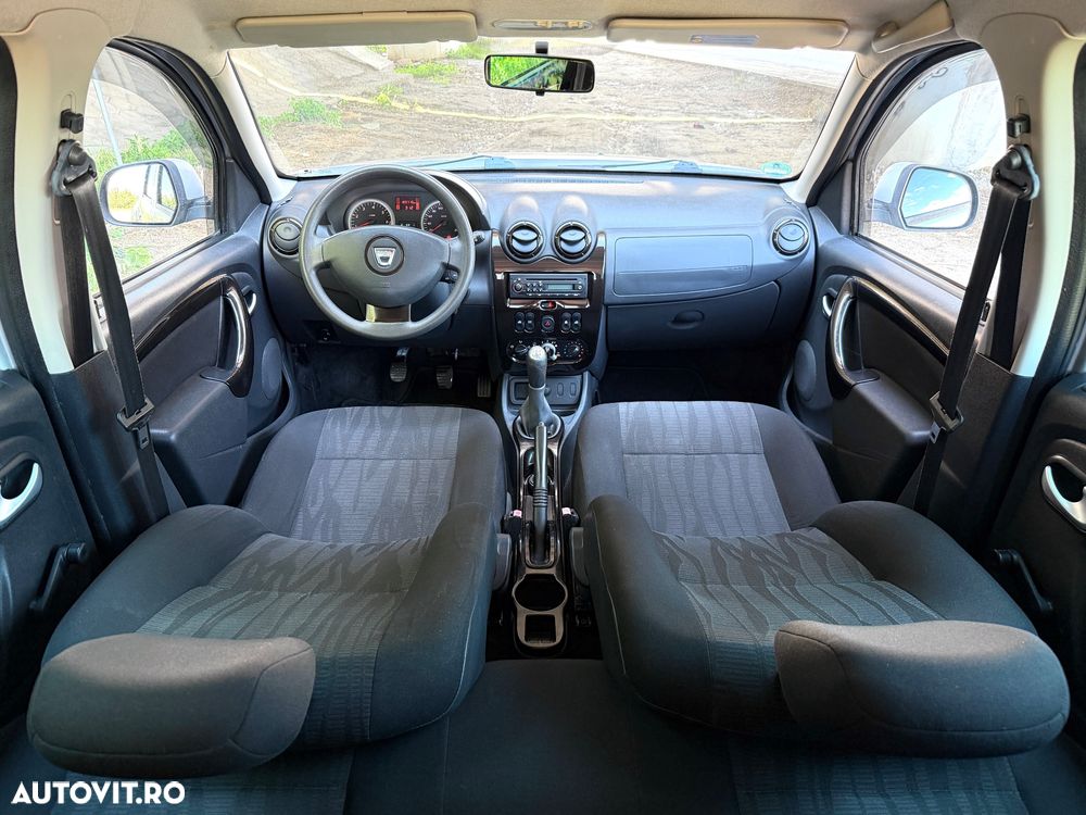 Dacia Duster 1.6 4x2 Laureate - 8