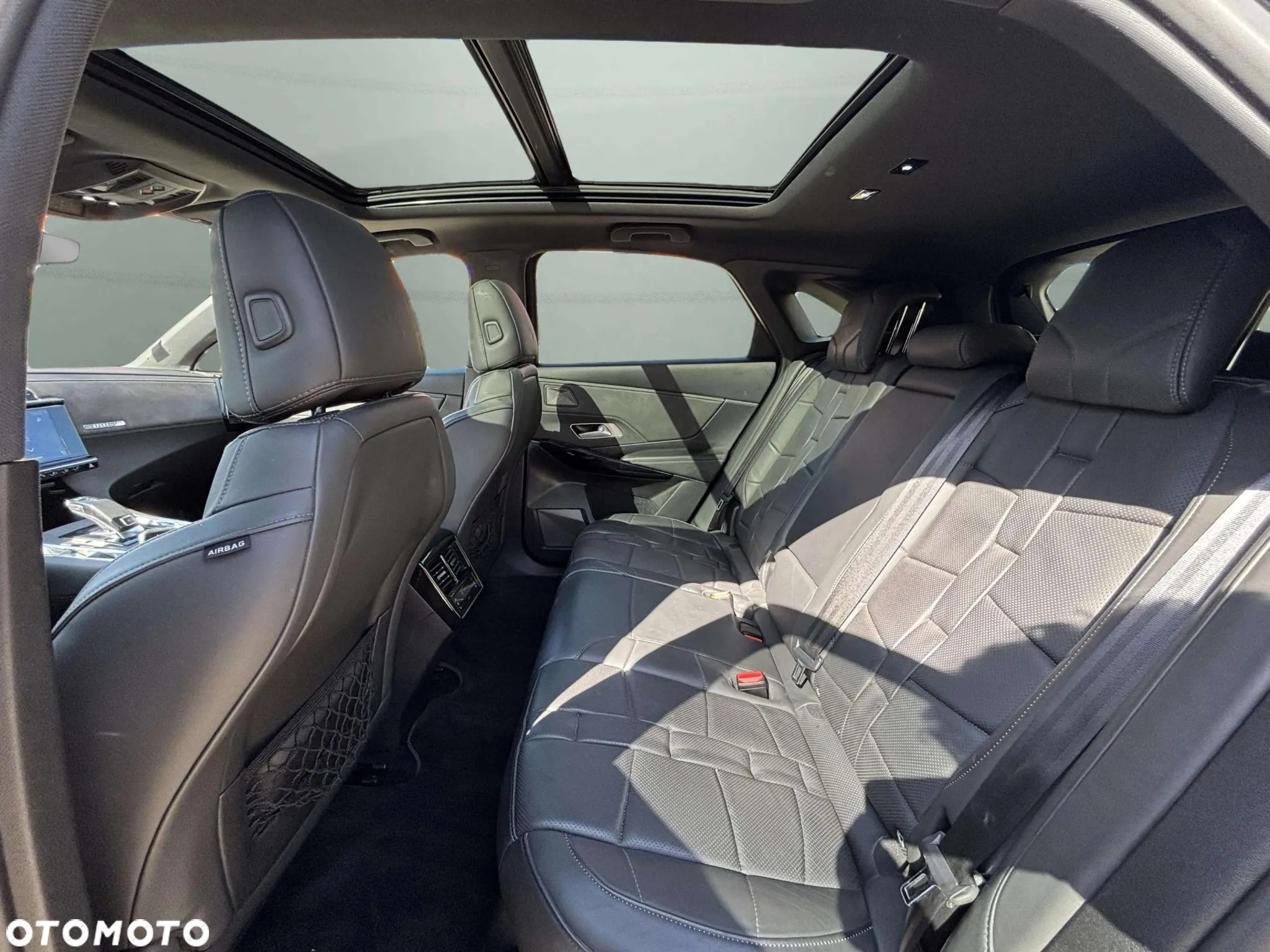 DS Automobiles DS 7 Crossback - 12