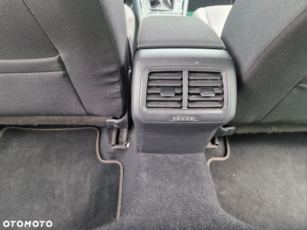 Volkswagen Golf 1.2 TSI BlueMotion Technology Allstar - 10