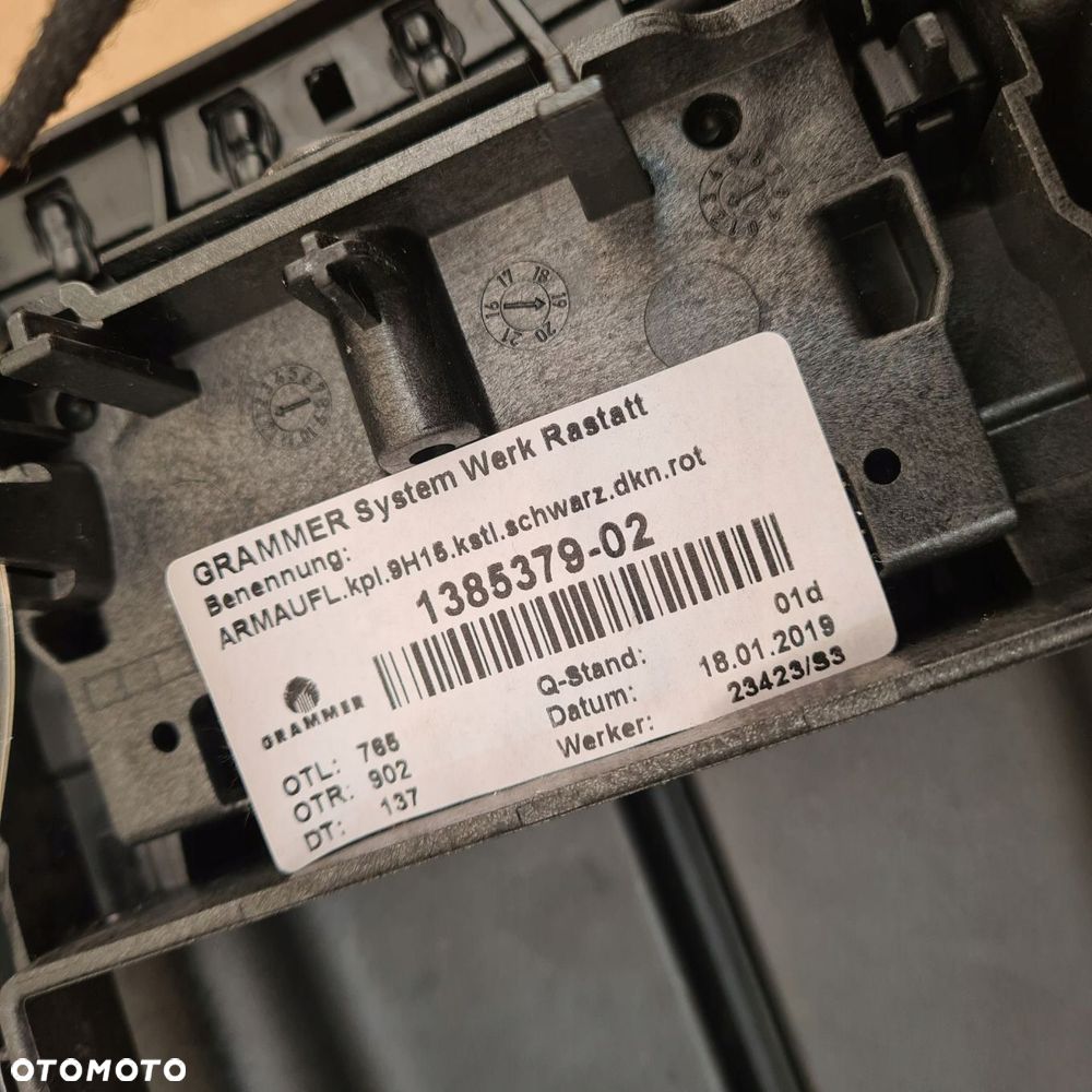 mercedes a-klasa w177 podłokietnik tunel środkowy - 6