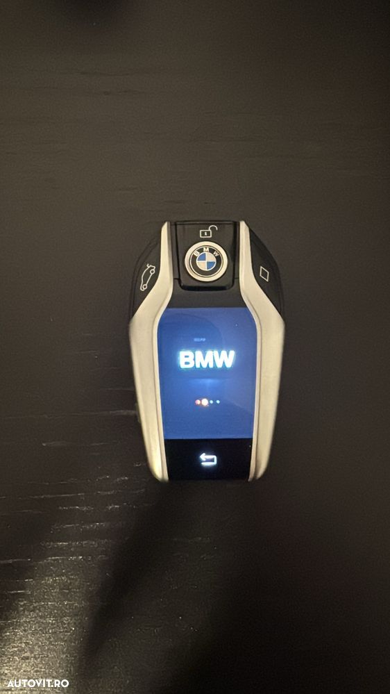 BMW Seria 5 530e xDrive AT PHEV - 25