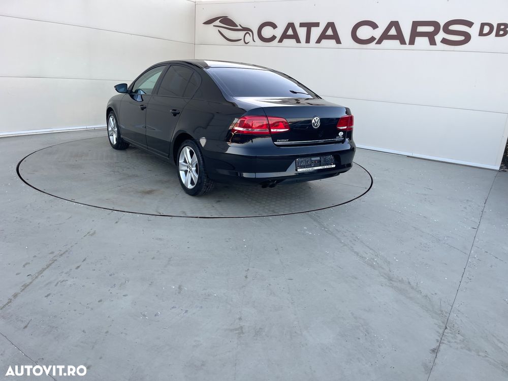 Volkswagen Passat 2.0 TDI BlueMotion Tehnology Comfortline - 12