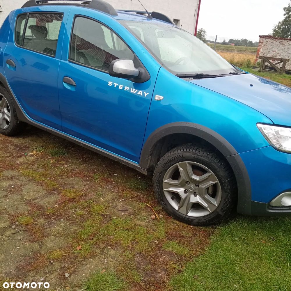 Dacia Sandero Stepway TCe 90 (S&S) Celebration - 2