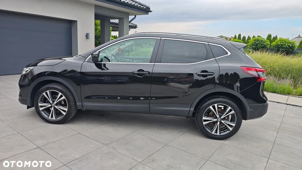 Nissan Qashqai 1.3 DIG-T N-Connecta EU6d - 16