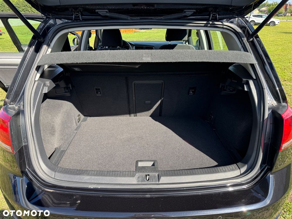 Volkswagen Golf 1.6 TDI BlueMotion Technology Comfortline - 18