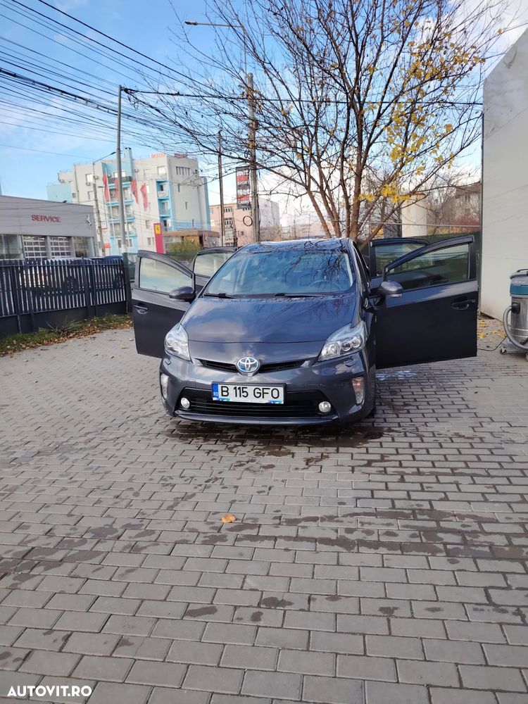 Toyota Prius Sol - 29