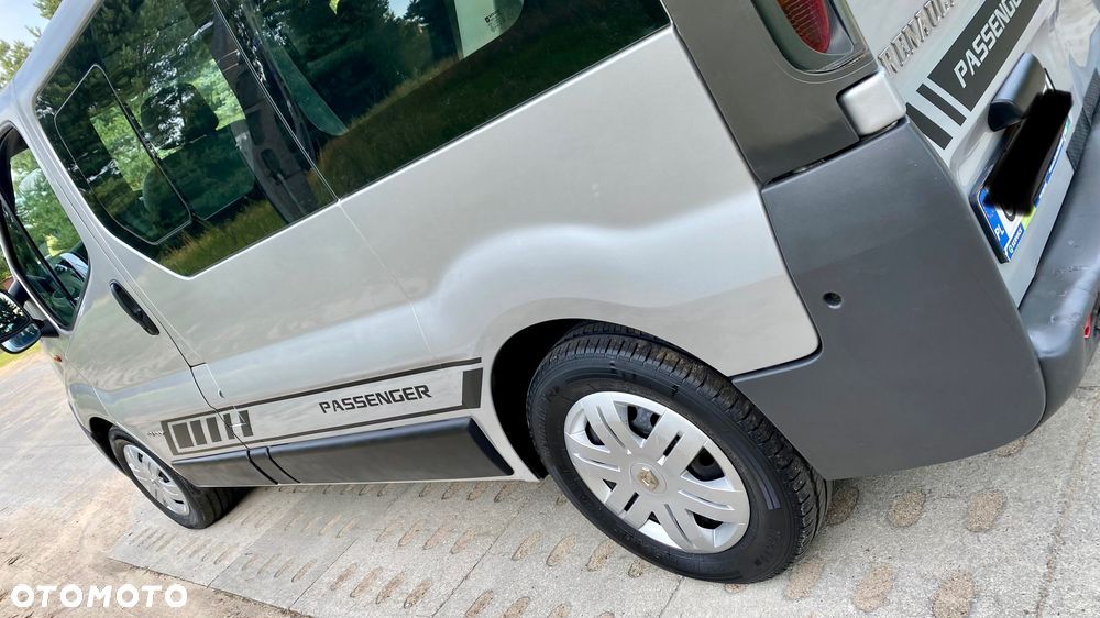 Renault Trafic Passenger Expression - 10