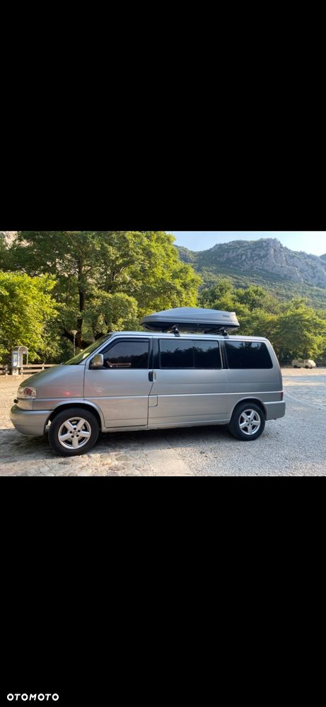 Volkswagen Caravelle - 15