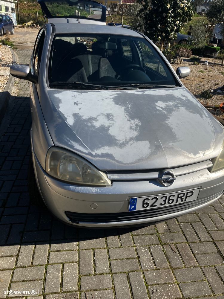Opel Corsa 1.2 16V Confort - 1