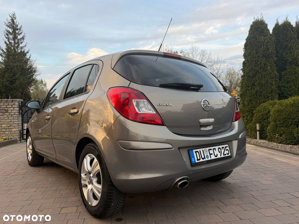 Opel Corsa 1.4 16V Satellite - 18